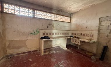 Casa en venta para remodelar a una cuadra del mar, Progreso,Yuc