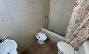 Casa en Monte Grande - 2 o 3 dormitorios - Pileta - APTO CREDITO