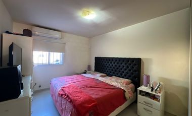 Casa en Monte Grande - 2 o 3 dormitorios - Pileta - APTO CREDITO