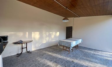 Casa en Monte Grande - 2 o 3 dormitorios - Pileta - APTO CREDITO