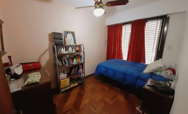 Venta Casa. Boulevard Seguí y Buenos Aires. Rosario.