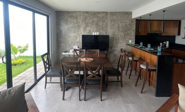 Casa en Venta Lomas del Mediterráneo / ALBERCA