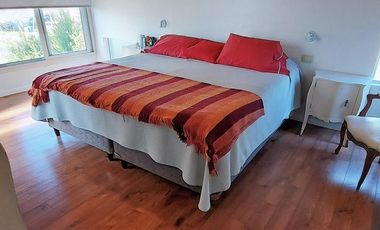 APTO CREDITO. LOTE INTERNO. 4 DORMITORIOS.