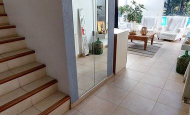 APTO CREDITO. LOTE INTERNO. 4 DORMITORIOS.