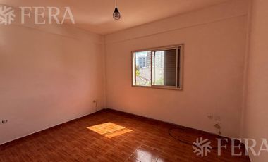 Alquiler de  departamento 2 ambientes con balcón en Wilde