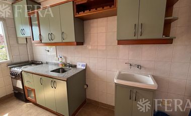 Alquiler de  departamento 2 ambientes con balcón en Wilde