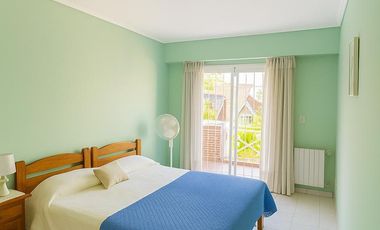 Casa en venta - Monte Grande, Almirante Brown al 600