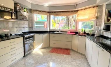 Casa en venta - Monte Grande, Almirante Brown al 600