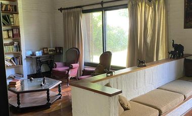 Casa - Olivos-Vias/Maipu