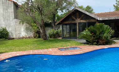 Casa - Olivos-Vias/Maipu