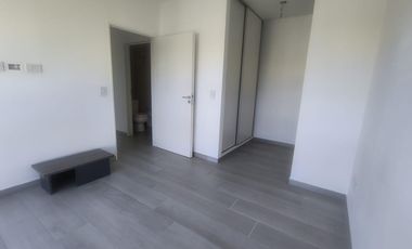 Alquiler/alquiler temporario departamento 2 ambientes con cochera - Olivos