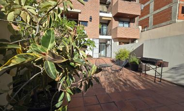 Gran terraza para disfrutar todo el día!! Próximo a Guemes y al Patio Olmos
