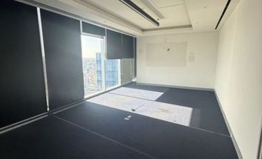 Oficina en Venta en El Country Club en Av Americas