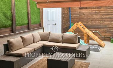 Tu Nuevo Hogar en Peñaflor: Casa Impecable con Quincho, Terraza y Entorno Residencial