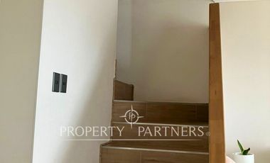 Tu Nuevo Hogar en Peñaflor: Casa Impecable con Quincho, Terraza y Entorno Residencial