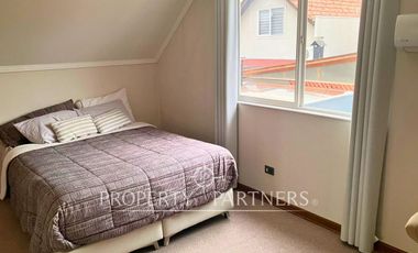 Tu Nuevo Hogar en Peñaflor: Casa Impecable con Quincho, Terraza y Entorno Residencial