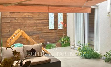 Tu Nuevo Hogar en Peñaflor: Casa Impecable con Quincho, Terraza y Entorno Residencial