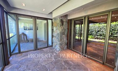 Espectacular oficina en arriendo con vista al lago y volcán en calle Imperial, Puerto Varas