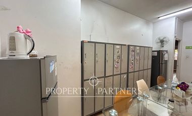 Espectacular casa en Santa Marta de Huechuraba para residencia o uso comercial, jardín infantil..