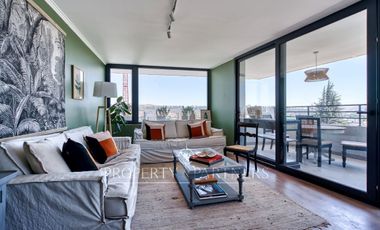 Amoblado con estupendas vistas al nororiente