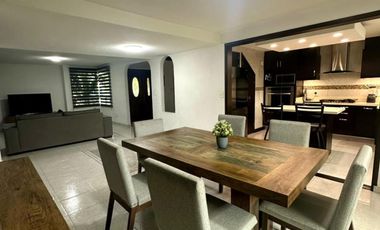 Casa en Venta, Jardines del Alba