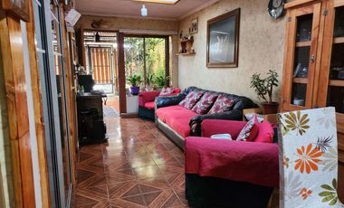 Acogedora Casa en Tranquilo Barrio de Quinta Normal