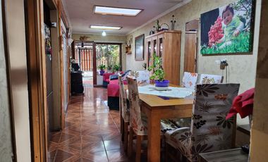 Acogedora Casa en Tranquilo Barrio de Quinta Normal