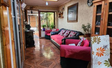 Acogedora Casa en Tranquilo Barrio de Quinta Normal