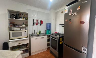 Departamento 2D 1B – Sector Residencial, Buena conectividad.