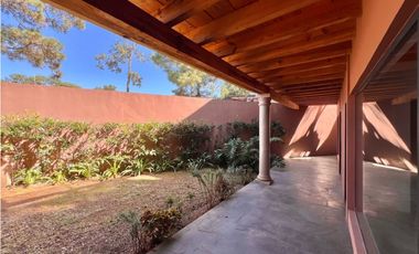 CASA EN RENTA VISTA AL LAGO AVANDARO #5