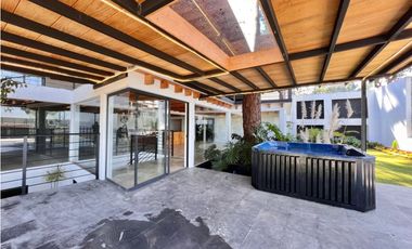 CASA EN RENTA VISTA AL LAGO AVANDARO #2