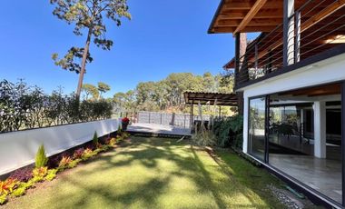 CASA EN RENTA VISTA AL LAGO AVANDARO #2