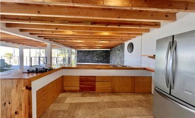 CASA EN RENTA VISTA AL LAGO AVANDARO #2