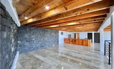 CASA EN RENTA VISTA AL LAGO AVANDARO #2