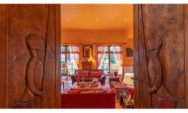 Casa En ARRIENDO CON COMPROMISO DE COMPRA En Lo Barnechea