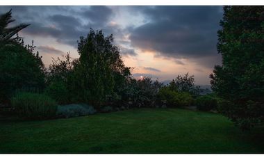 Casa En ARRIENDO CON COMPROMISO DE COMPRA En Lo Barnechea