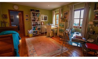 Casa En ARRIENDO CON COMPROMISO DE COMPRA En Lo Barnechea