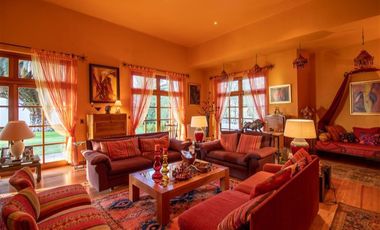 Casa En ARRIENDO CON COMPROMISO DE COMPRA En Lo Barnechea