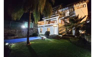 CASA EN RENTA DE ARQUITECTURA MEXICANA EN VALLE DE BRAVO