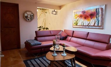 CASA EN RENTA DE ARQUITECTURA MEXICANA EN VALLE DE BRAVO