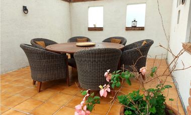 CASA EN RENTA DE ARQUITECTURA MEXICANA EN VALLE DE BRAVO