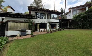 CASA EN RENTA AVANDARO Por mes o por noche