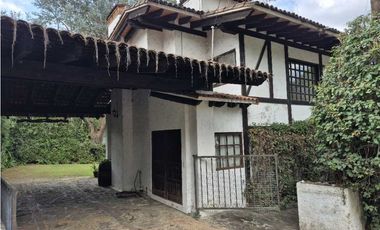 CASA EN RENTA AVANDARO Por mes o por noche