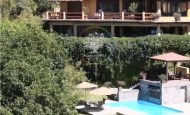 CASA EN RENTA POR NOCHE  VALLE DE BRAVO CON VISTA AL LAGO