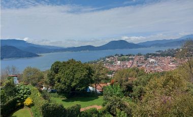 CASA EN RENTA POR NOCHE  VALLE DE BRAVO CON VISTA AL LAGO