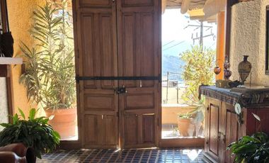 CASA EN RENTA POR NOCHE  VALLE DE BRAVO CON VISTA AL LAGO