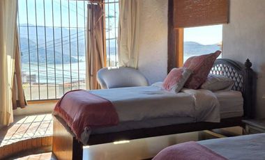 CASA EN RENTA POR NOCHE  VALLE DE BRAVO CON VISTA AL LAGO