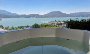 CASA EN RENTA POR NOCHE  VALLE DE BRAVO CON VISTA AL LAGO