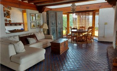 CASA EN RENTA POR NOCHE  VALLE DE BRAVO CON VISTA AL LAGO