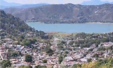 CASA EN RENTA POR NOCHE  VALLE DE BRAVO CON VISTA AL LAGO